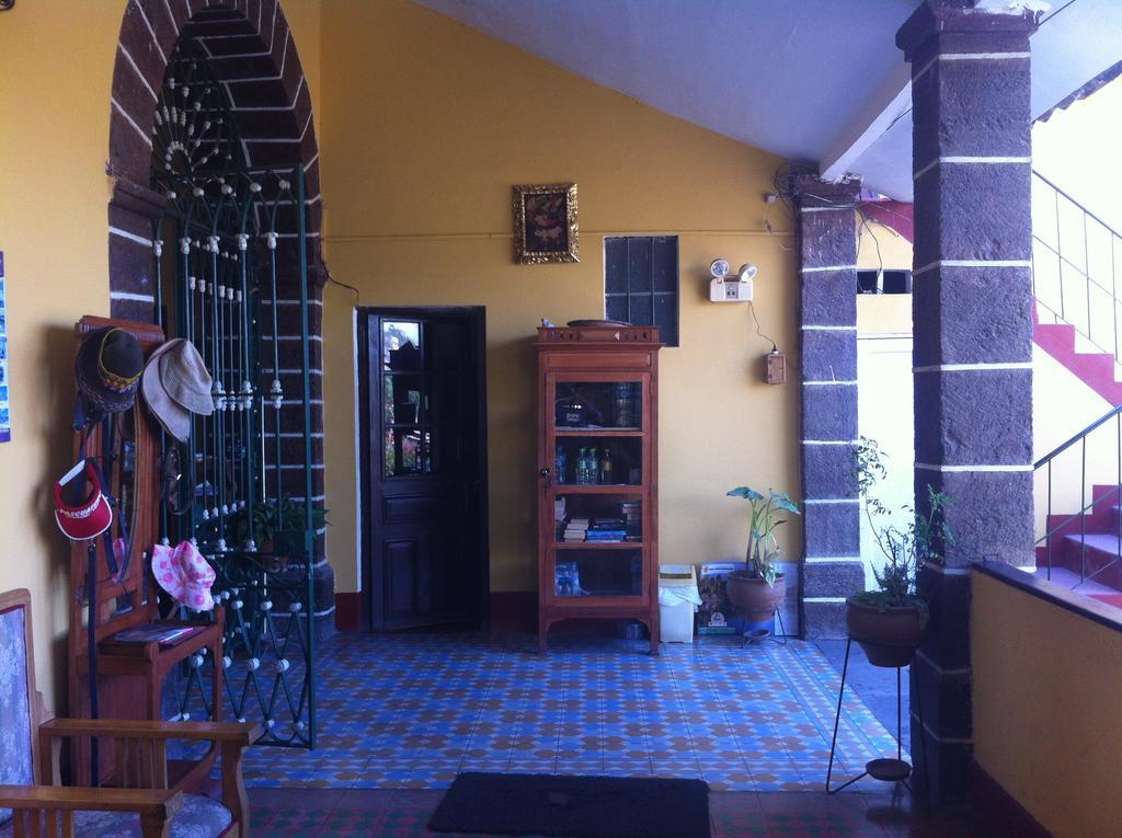 Hostal Tres Mascaras Αγιακούτσο Δωμάτιο φωτογραφία