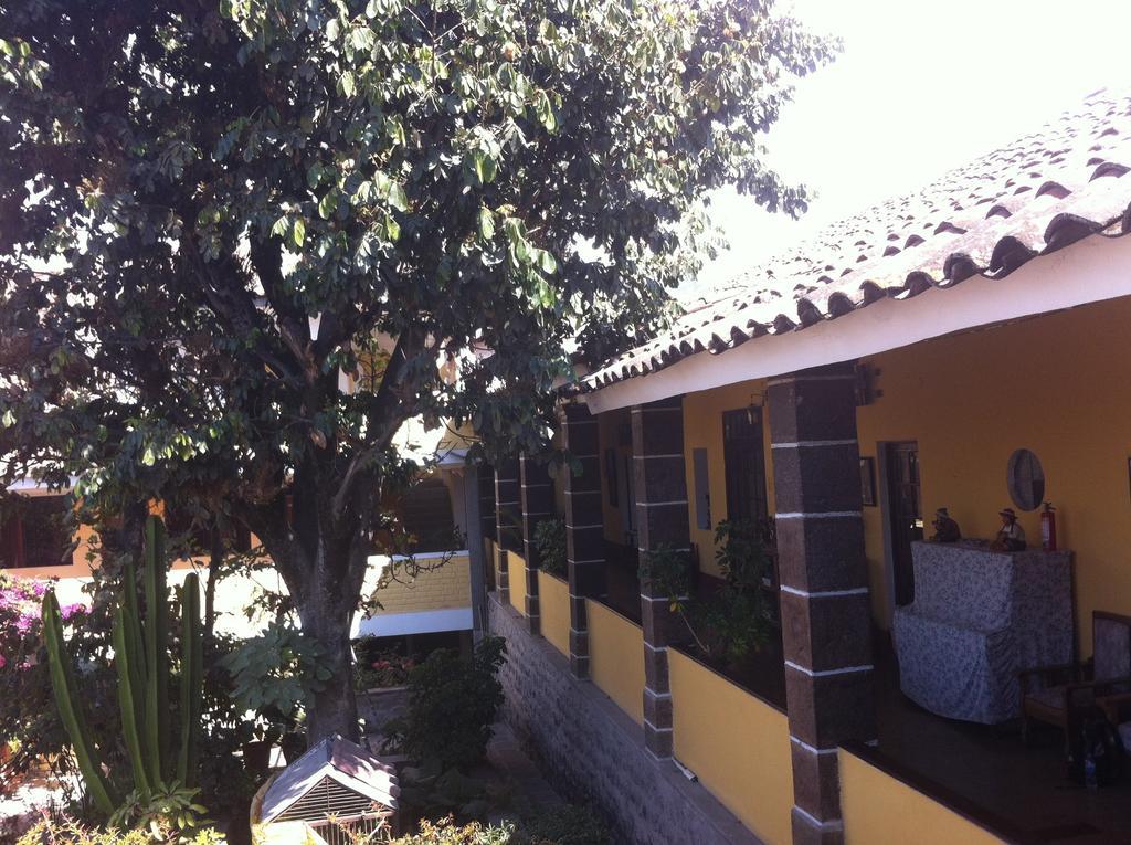 Hostal Tres Mascaras Αγιακούτσο Δωμάτιο φωτογραφία